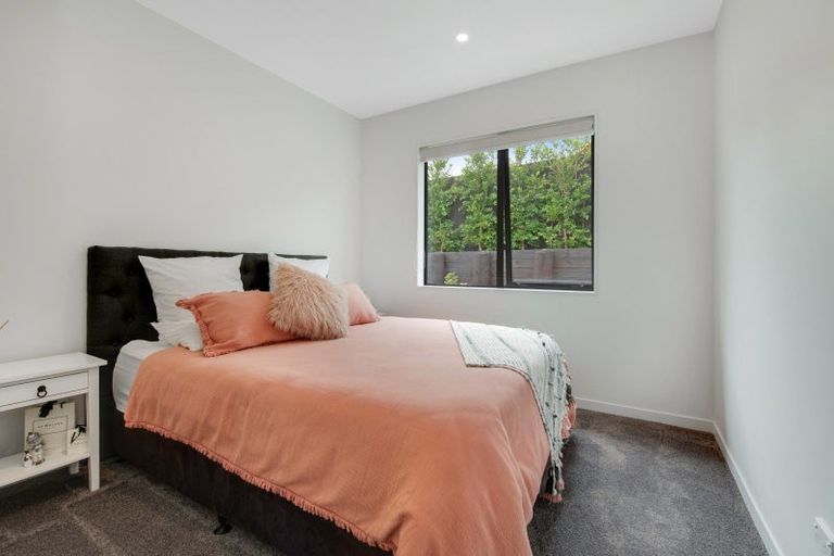Photo of property in 22 Takurua Terrace, Orewa, 0931