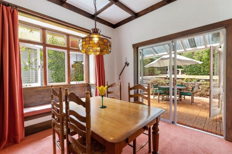 Photo of property in 32 Wairoa Road, Narrow Neck, Auckland, 0624