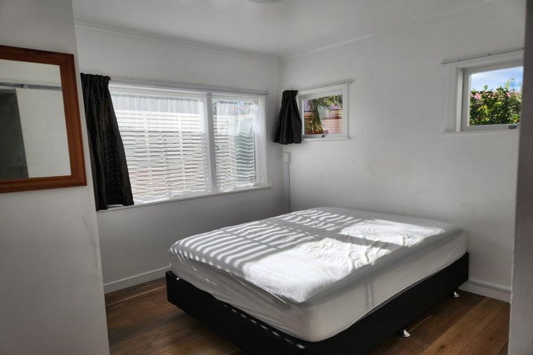Photo of property in 32a Kirkbride Road, Mangere Bridge, Auckland, 2022