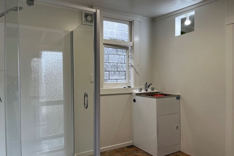 Photo of property in 402c Queen Street East, Hastings, 4122