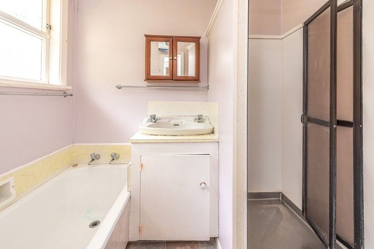 Photo of property in 11 Paterson Street, Aramoho, Whanganui, 4500