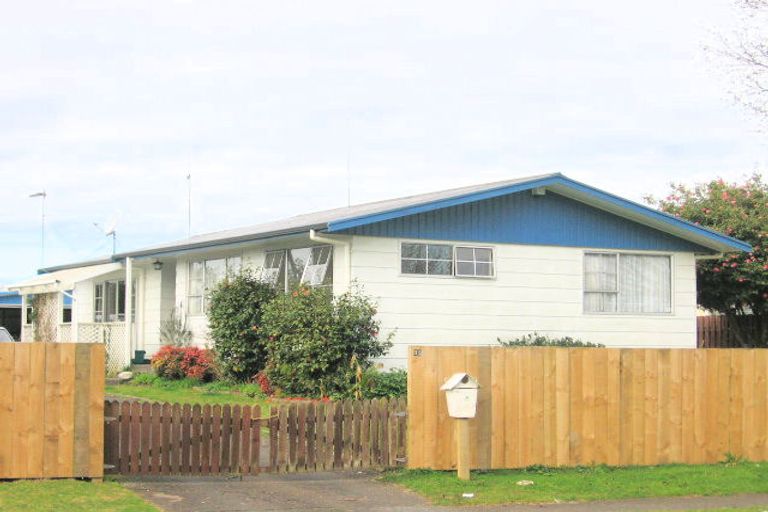 Photo of property in 32 Elmwood Crescent, Pukete, Hamilton, 3200