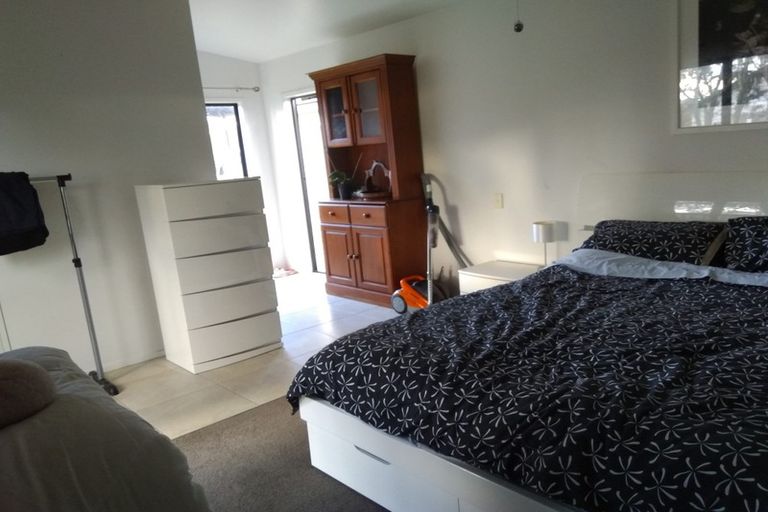 Photo of property in 21 Buchanan Road, Kingseat, Papakura, 2580