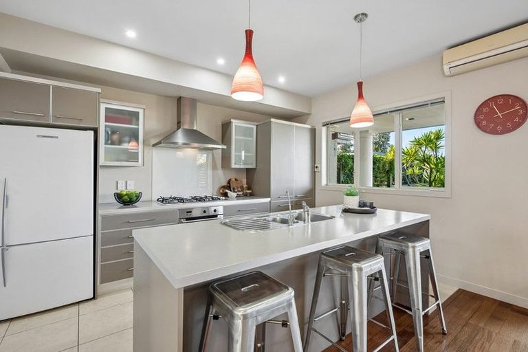 Photo of property in Point Ridge, 15/130 Gills Road, Albany Heights, Auckland, 0632