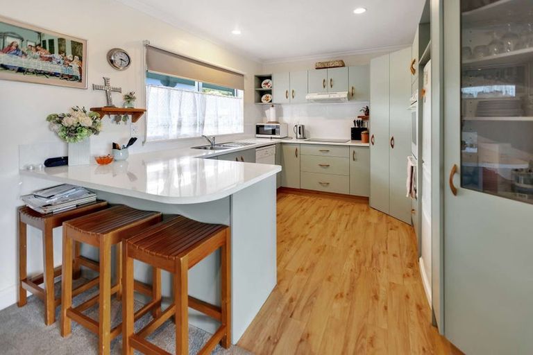 Photo of property in 63 Kiddle Drive, Hilltop, Taupo, 3330