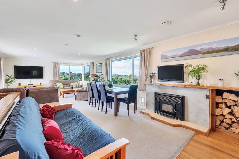 Photo of property in 46 Seine Road, Forrest Hill, Auckland, 0620