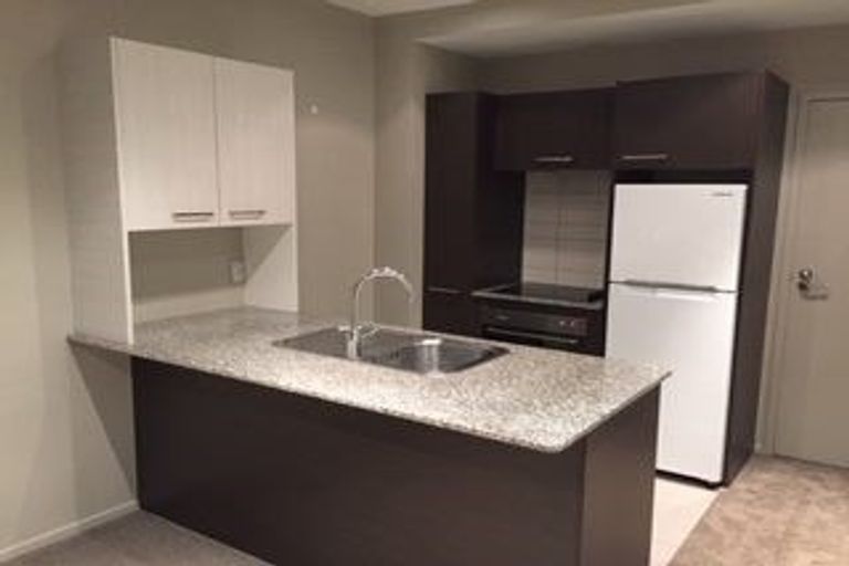 Photo of property in Shoal Haven Apartments, 112a/130 Anzac Street, Takapuna, Auckland, 0622