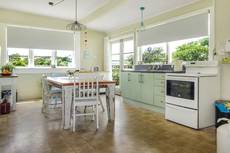 Photo of property in 23 Ruanui Street, Himatangi Beach, Foxton, 4891