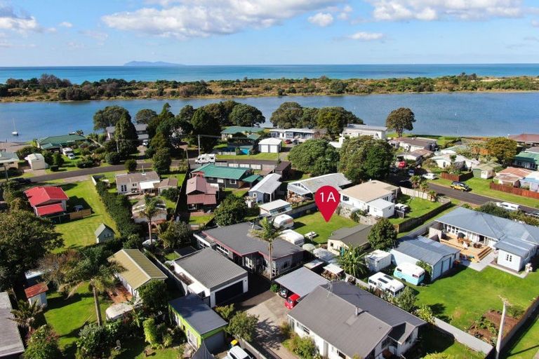 Photo of property in 1a Roretana Drive, Athenree, Waihi Beach, 3177