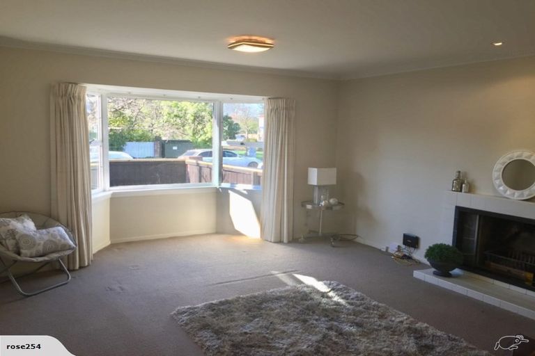 Photo of property in 2/1a Glandovey Road, Fendalton, Christchurch, 8052