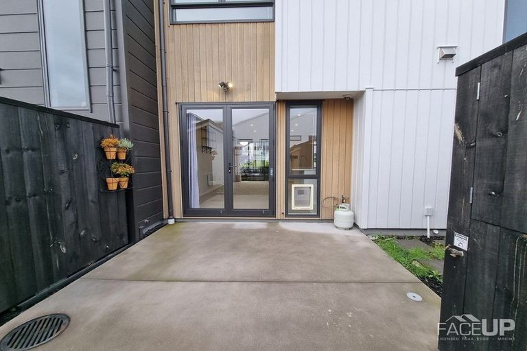 Photo of property in 3/25 Sidney Wallingford Way, Hobsonville, Auckland, 0616