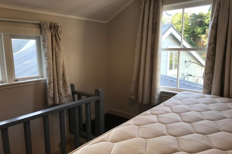 Photo of property in 8 Ascot Street, Thorndon, Wellington, 6011