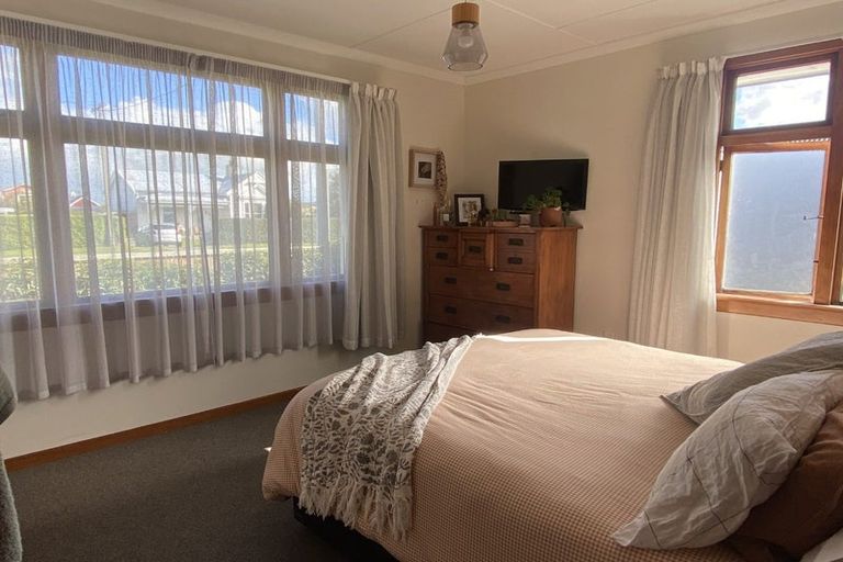Photo of property in 12 Arthur Street, Winton, 9720