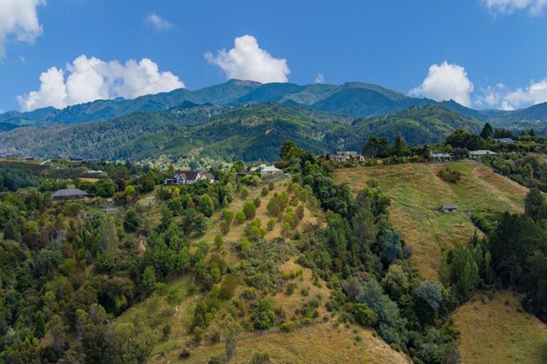 Photo of property in 70 Mytton Heights, Motueka, 7196