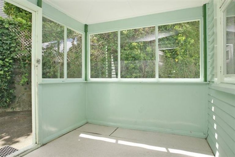 Photo of property in 23 Mccoll Street, Vogeltown, Wellington, 6021