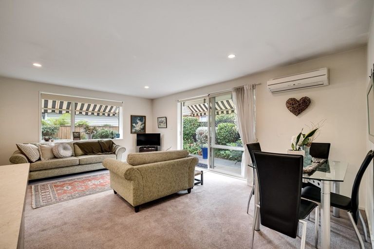 Photo of property in 30b Withells Road, Avonhead, Christchurch, 8042
