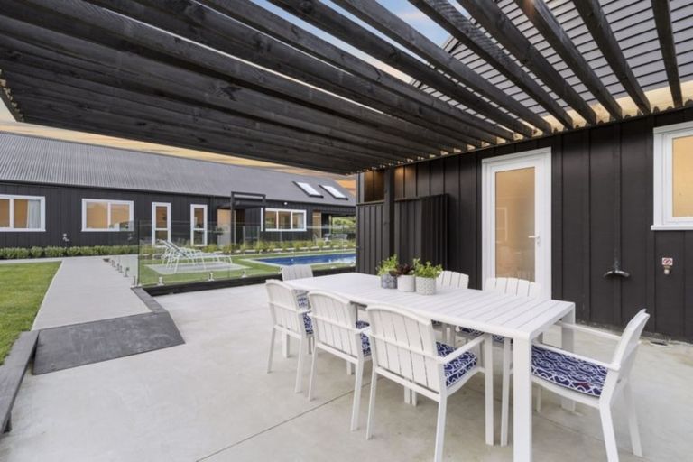 Photo of property in 10 Valley Road, Waitoki, Kaukapakapa, 0871