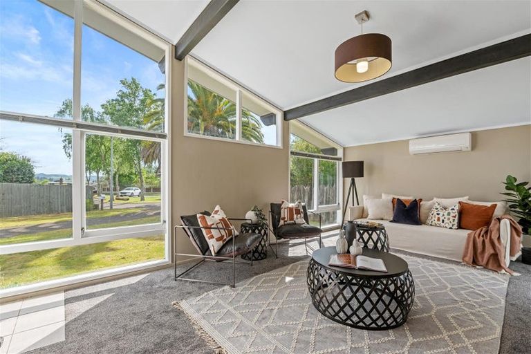 Photo of property in 11 Thackeray Place, Owhata, Rotorua, 3010