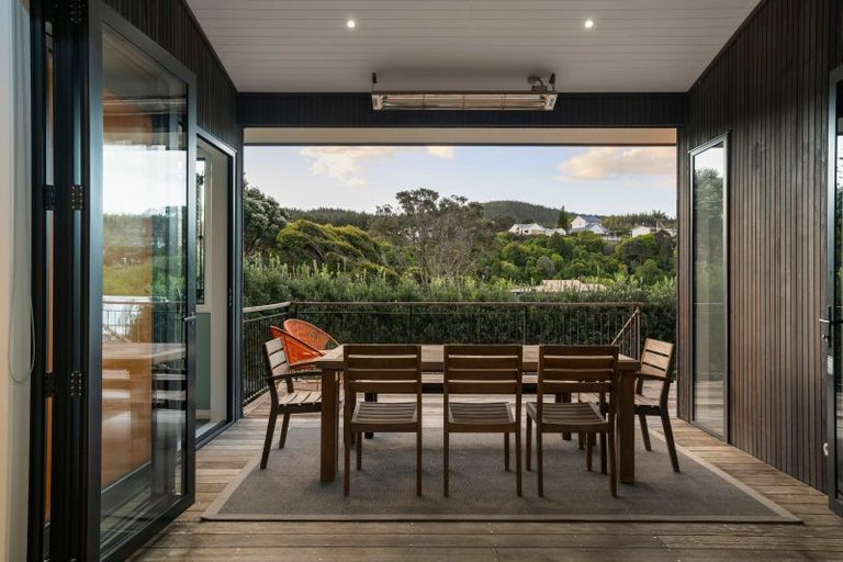 Photo of property in 200 Onemana Drive, Onemana, Whangamata, 3691