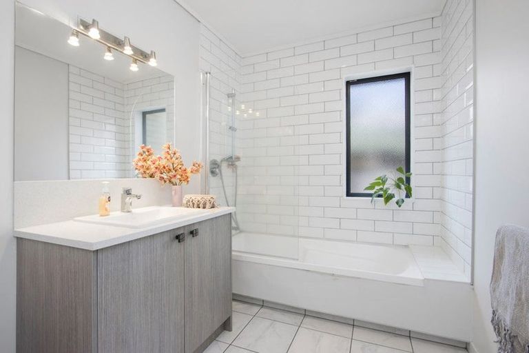 Photo of property in 4 Reabrook Place, Katikati, 3129