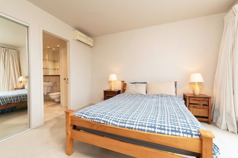 Photo of property in Bridgewater Apartments, 201/7 Te Rangi Cross Road, Paihia, 0200