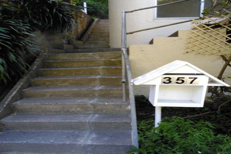 Photo of property in 357 Ohiro Road, Brooklyn, Wellington, 6021