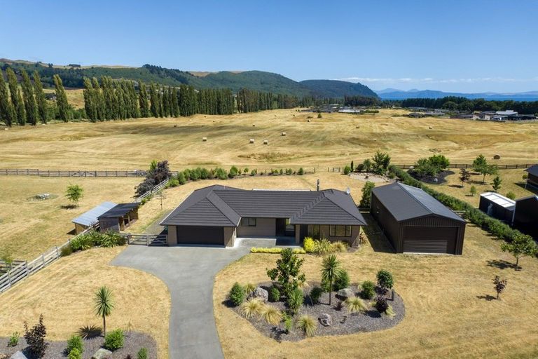 Photo of property in 48/500 Kinloch Road, Kinloch, Taupo, 3377