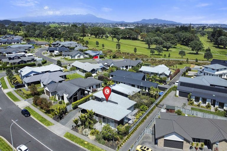 Photo of property in 75 Links Drive, Waiwhakaiho, New Plymouth, 4312