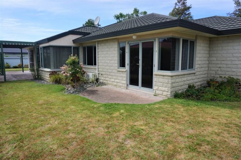 Photo of property in 68 Whiting Crescent, Greenmeadows, Napier, 4112