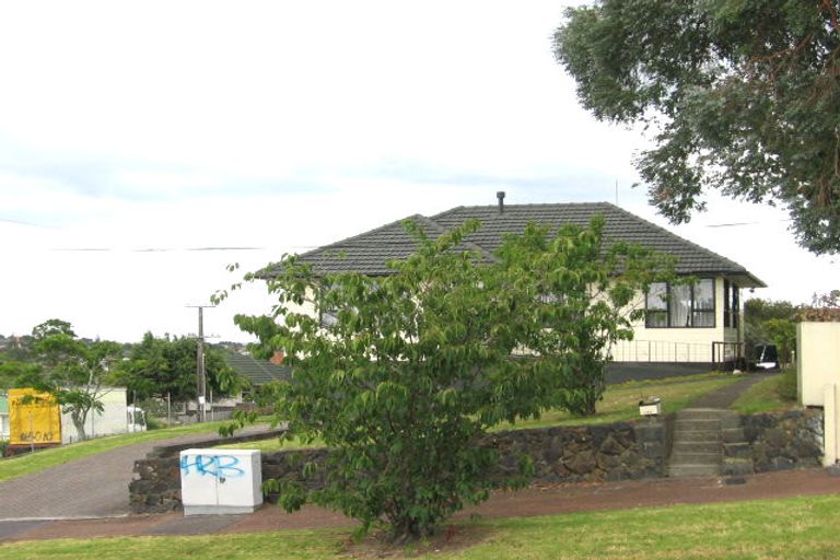 Photo of property in 231 New Windsor Road, New Windsor, Auckland, 0600