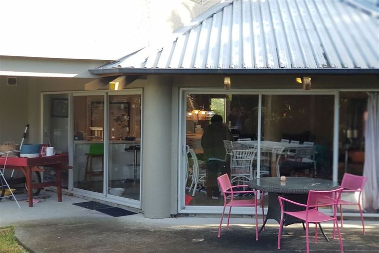 Photo of property in 3a Olwyn Place, Greenhithe, Auckland, 0632