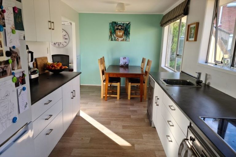 Photo of property in 1 Killarney Street, Te Puke, 3119