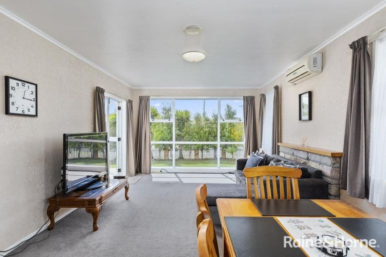 Photo of property in 1 Upland Street, Brookfield, Tauranga, 3110