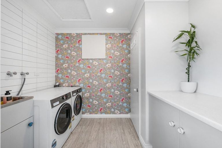 Photo of property in 6 Saville Place, Pyes Pa, Tauranga, 3112