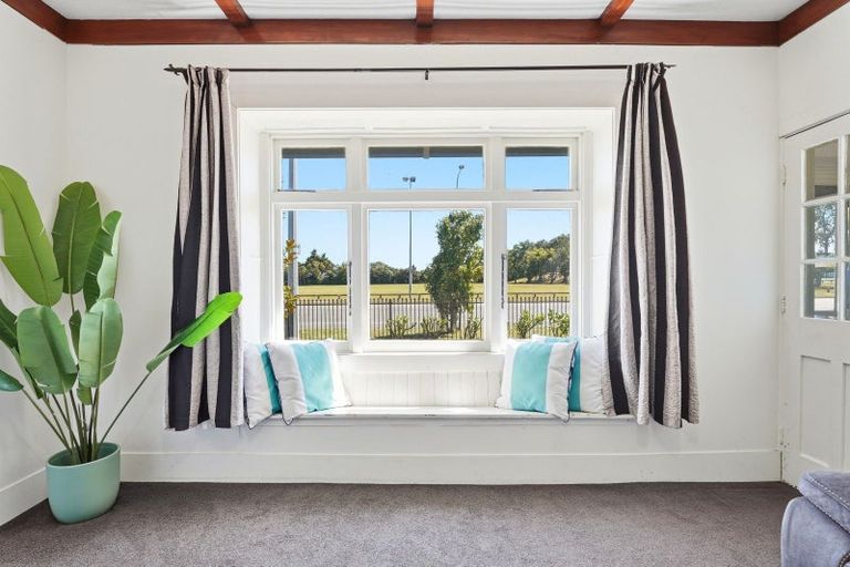 Photo of property in 520 Tremaine Avenue, Takaro, Palmerston North, 4410