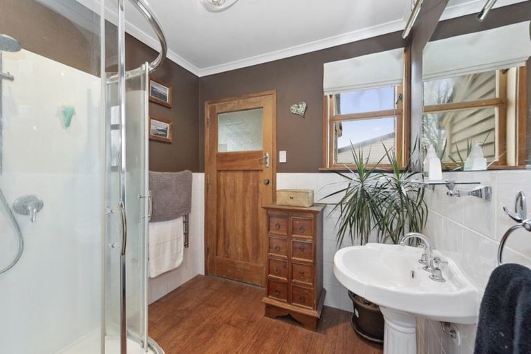 Photo of property in 7 Armitage Place, Fairfield, Hamilton, 3214