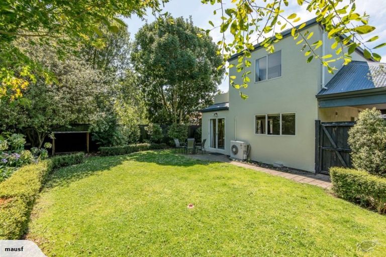 Photo of property in 231a Geraldine Street, Edgeware, Christchurch, 8013