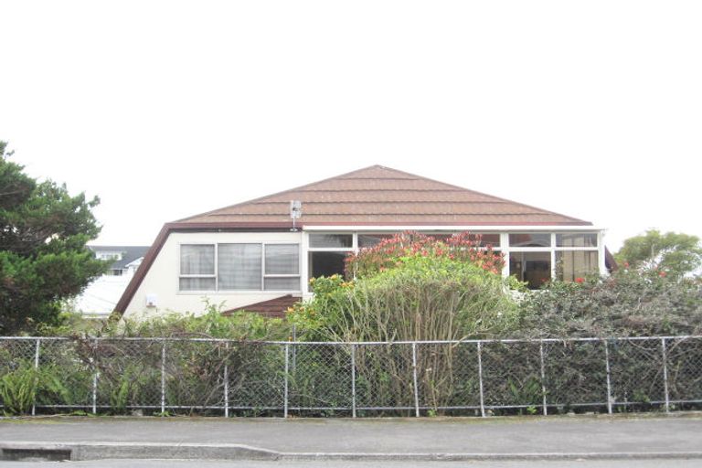 Photo of property in 1/9 Colenso Avenue, Hospital Hill, Napier, 4110