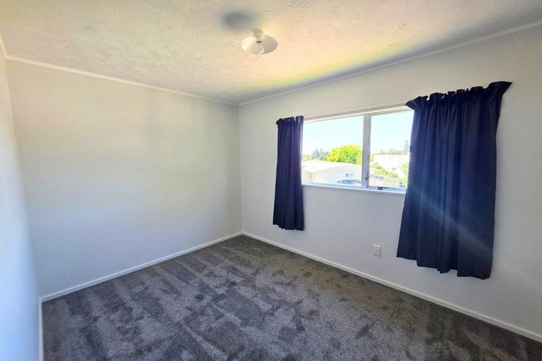 Photo of property in 55 Waverley Street, Waipawa, 4210