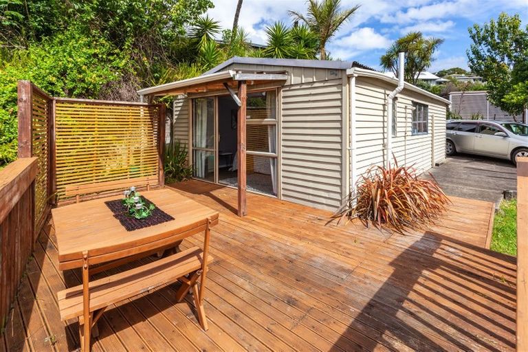 Photo of property in 2 Ridge Road, Tairua, 3508