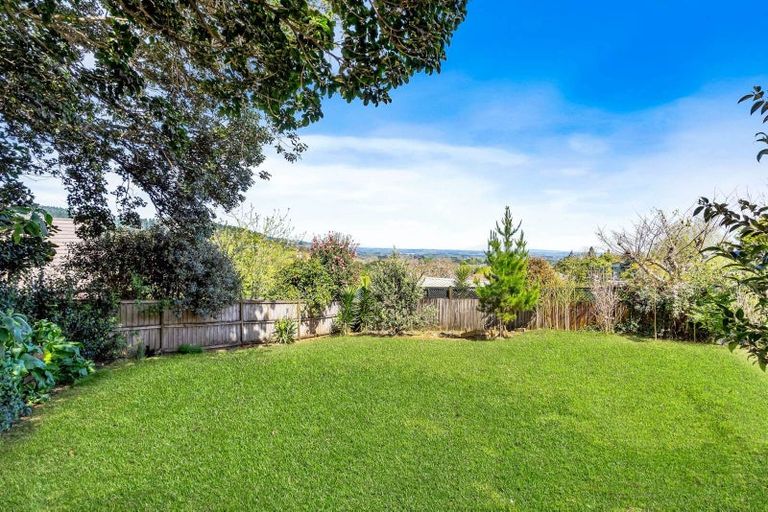 Photo of property in 57 Red Hill Road, Red Hill, Papakura, 2110