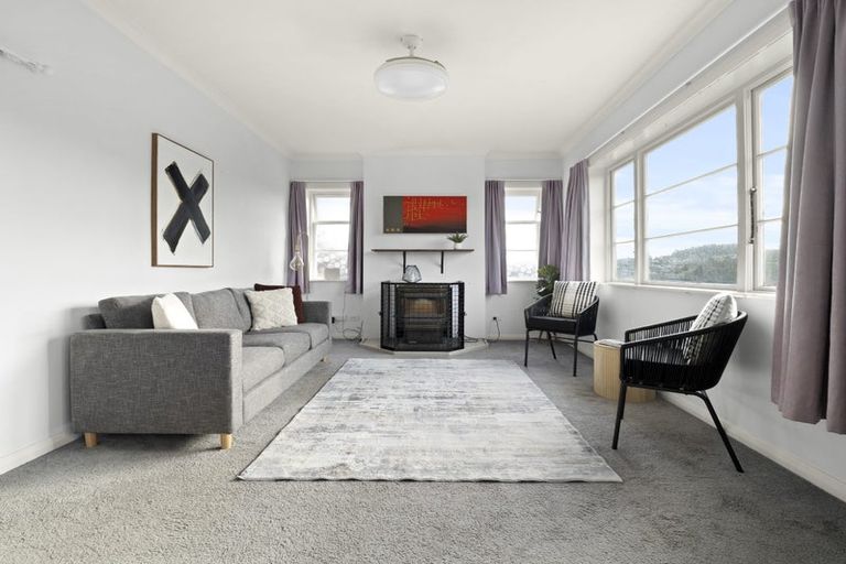 Photo of property in 14 Scotland Terrace, Green Island, Dunedin, 9018