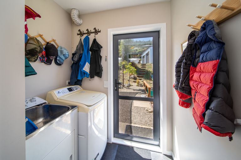 Photo of property in 60 Shields Street, Clyde, 9330