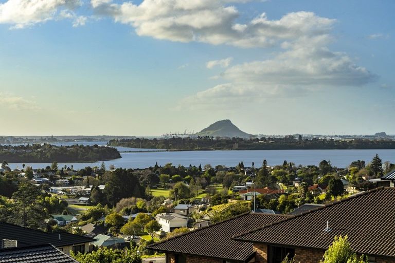 Photo of property in 30 Estuary View Road, Welcome Bay, Tauranga, 3112