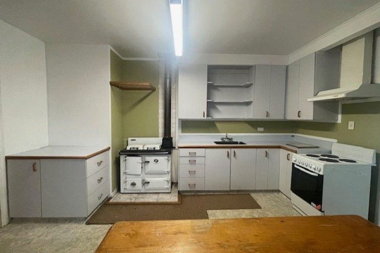 Photo of property in 67 Main Road, Harihari, 7884