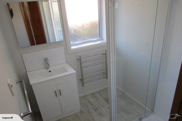 Photo of property in 1/5 Milnebank Street, Upper Riccarton, Christchurch, 8041