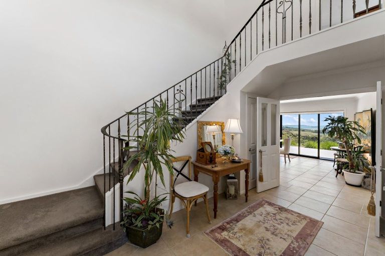 Photo of property in 586 Whitford Road, Whitford, Howick, 2571