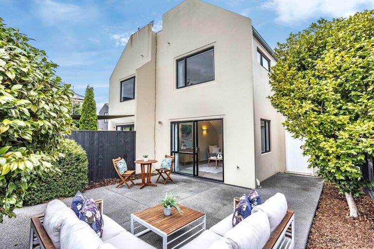 Photo of property in 7/249 Kilmore Street, Christchurch Central, Christchurch, 8011