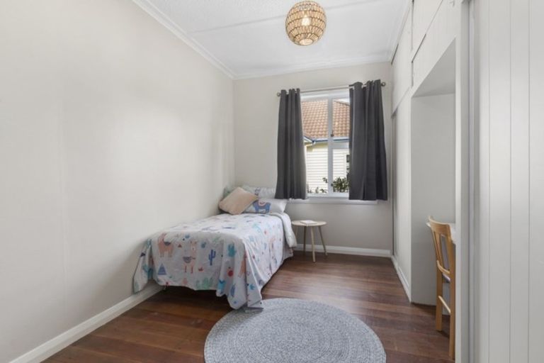 Photo of property in 91 Riverside Drive, Waiwhetu, Lower Hutt, 5010