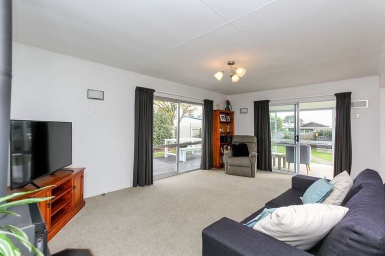 Photo of property in 41 Sunnyvale Street, Bell Block, New Plymouth, 4312